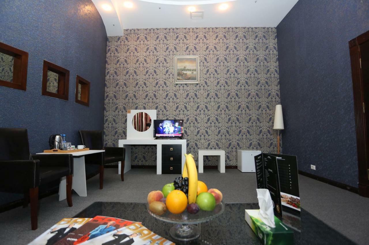 Ambassador Hotel Баку Екстер'єр фото